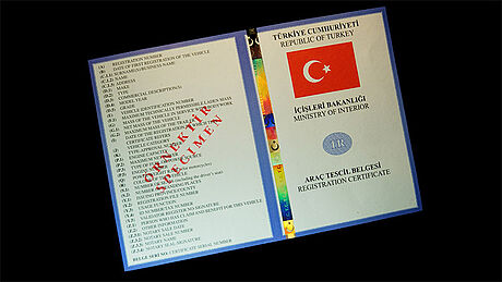 Türkiye Car Registration Document protected wth a KINEGRAM