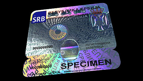 Etiqueta de registro de automóviles serbia completamente protegida con tecnología KINEGRAM
