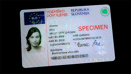 Slovenia Driver's License protected wth a KINEGRAM