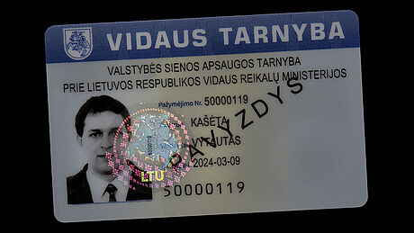 Lithuania Internal Service Officer ID protected with a KINEGRAM