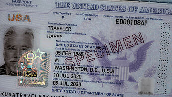 US Passport with KINEGRAM Image of US Passport data page with KINEGRAM security feature