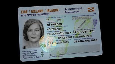 Ireland Passport Card protected with a KINEGRAM